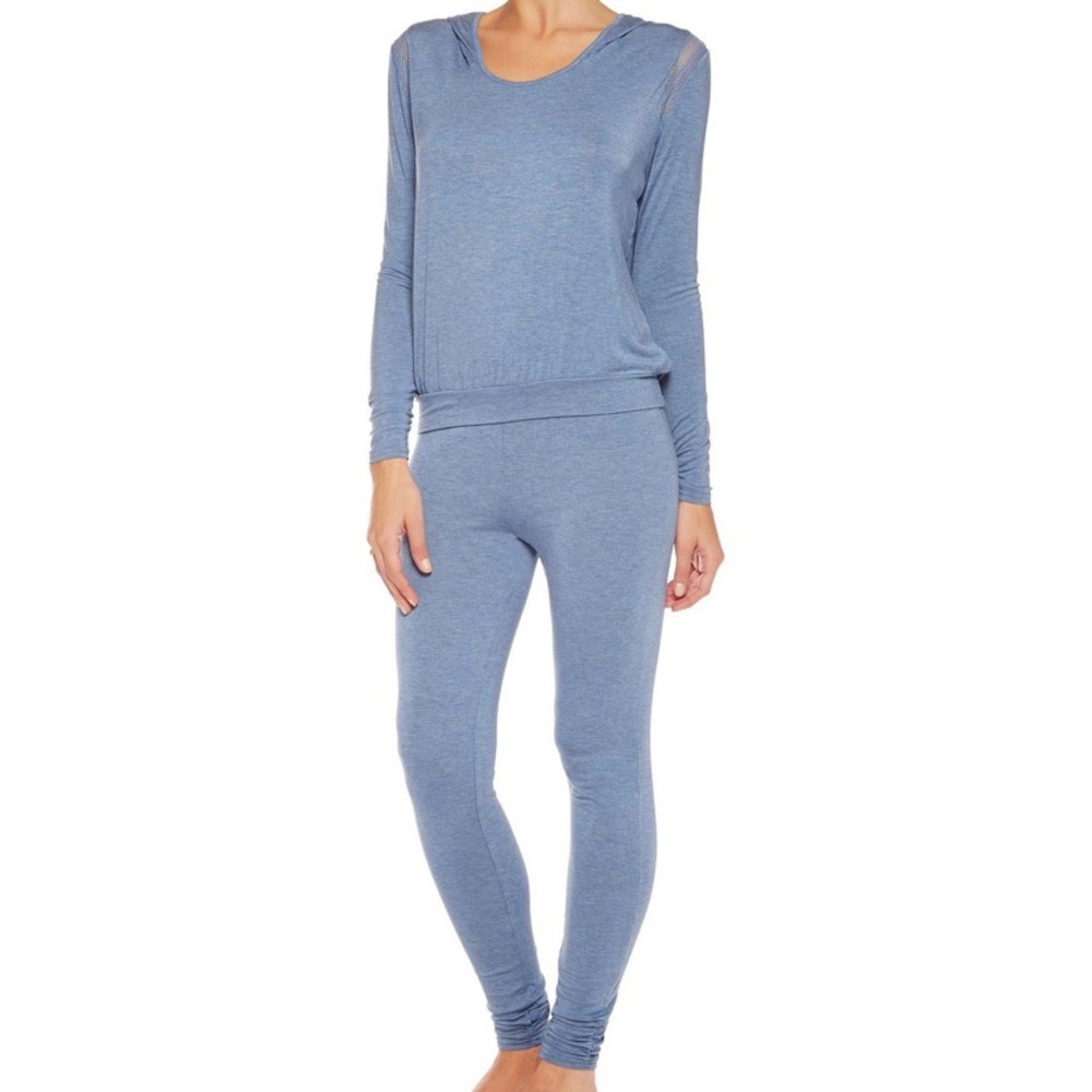 Heidi Klum Intimates light blue pajama set
